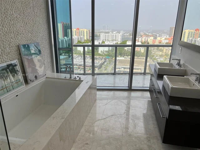 17121 Collins Ave # 2008, Sunny Isles Beach FL 33160