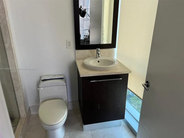 17121 Collins Ave # 2008, Sunny Isles Beach FL 33160