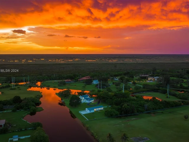 10890 La Reina Rd, Delray Beach FL 33446