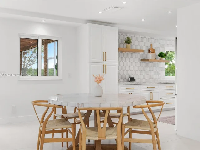 10890 La Reina Rd, Delray Beach FL 33446