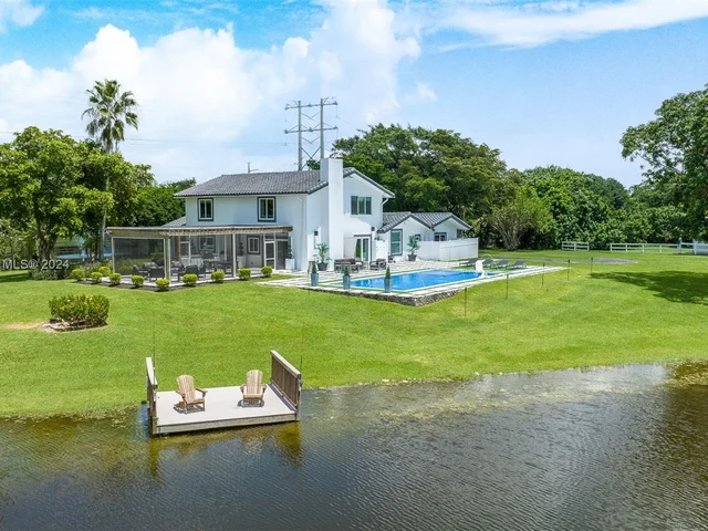 10890 La Reina Rd, Delray Beach FL 33446