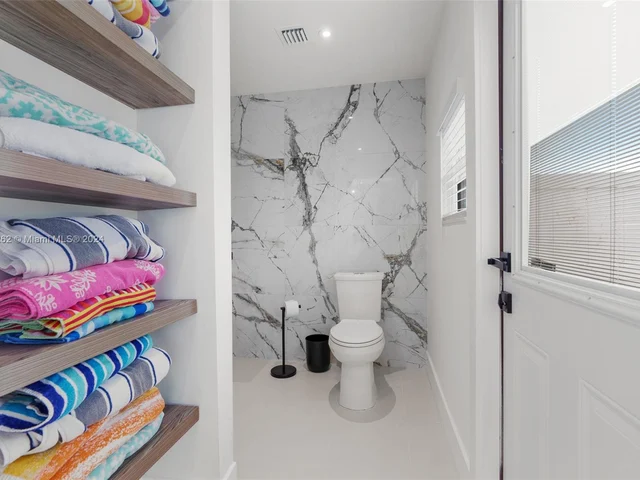 10890 La Reina Rd, Delray Beach FL 33446