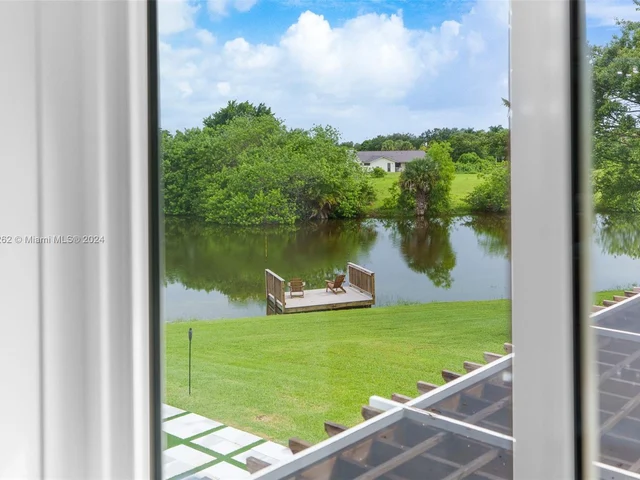 10890 La Reina Rd, Delray Beach FL 33446