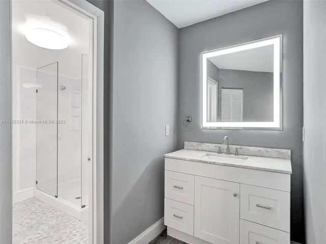 1101 River Reach Dr # 109, Fort Lauderdale FL 33315