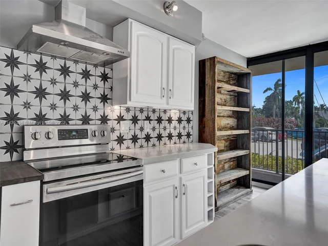 1101 River Reach Dr # 109, Fort Lauderdale FL 33315