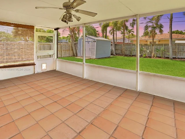 341 NW 52nd St, Oakland Park FL 33309