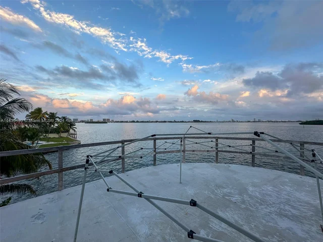 11400 N Bayshore Drive, North Miami FL 33181