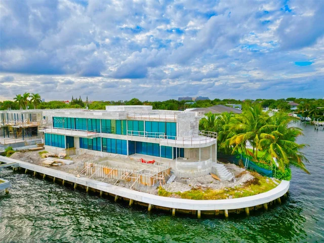 11400 N Bayshore Drive, North Miami FL 33181