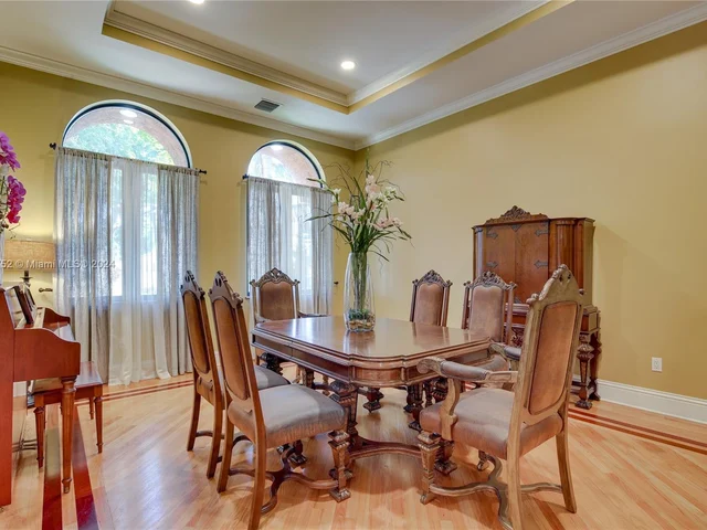 1630 Mayo St, Hollywood FL 33020