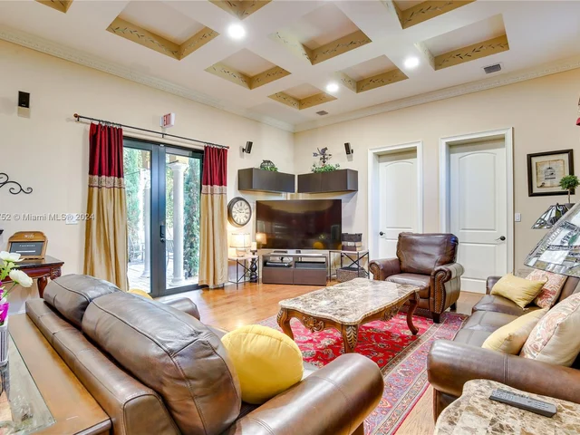 1630 Mayo St, Hollywood FL 33020