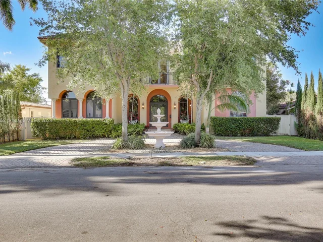 1630 Mayo St, Hollywood FL 33020