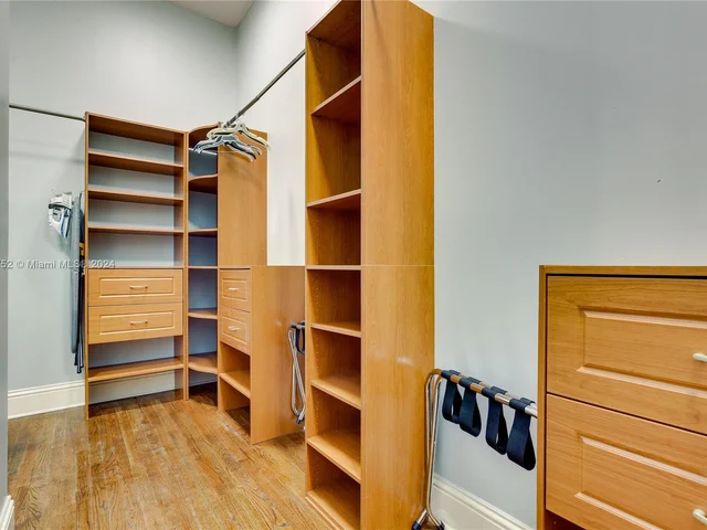 1630 Mayo St, Hollywood FL 33020