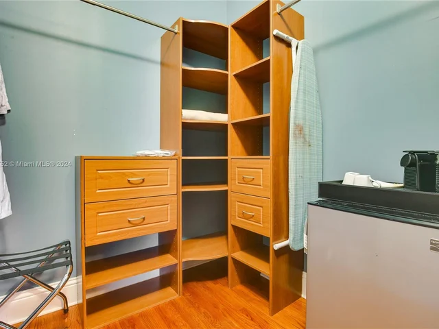 1630 Mayo St, Hollywood FL 33020