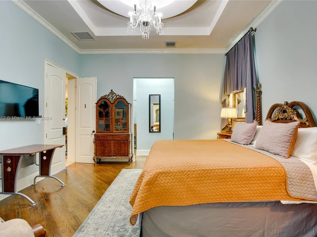 1630 Mayo St, Hollywood FL 33020