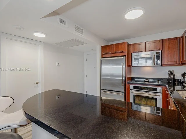 2301 Collins Ave # 1532, Miami Beach FL 33139