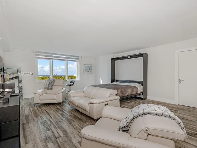 2301 Collins Ave # 1532, Miami Beach FL 33139
