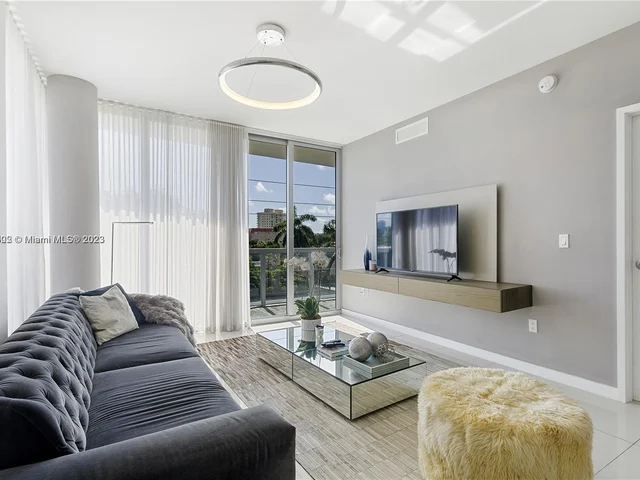 9940 W Bay Harbor Dr, Bay Harbor Islands FL 33154