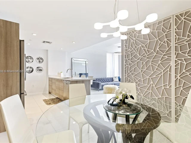 9940 W Bay Harbor Dr, Bay Harbor Islands FL 33154