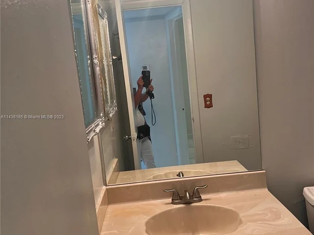 6200 NW 62nd St # 209, Tamarac FL 33319