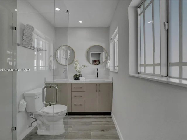 948 NE 26th Ave, Pompano Beach FL 33062