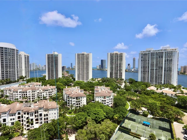 2000 Island Blvd # 1902, Aventura FL 33160