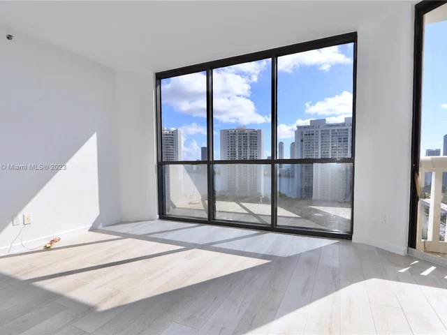 2000 Island Blvd # 1902, Aventura FL 33160