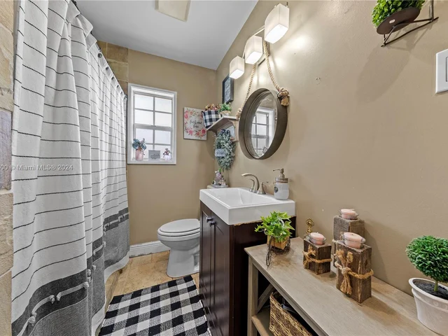 19970 SW 264th St, Homestead FL 33031