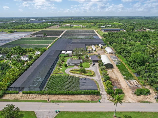 19970 SW 264th St, Homestead FL 33031