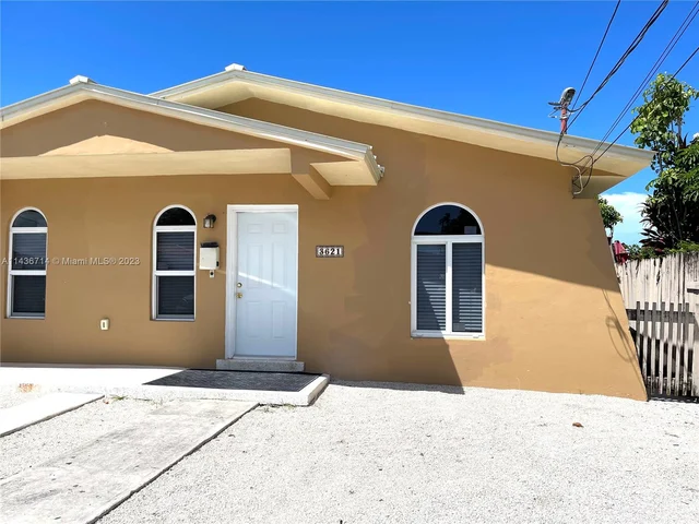 3621 SW 4th St # 3621, Miami FL 33135