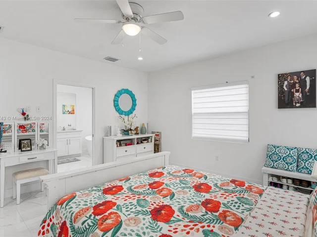 13190 SW 224th St, Miami FL 33170