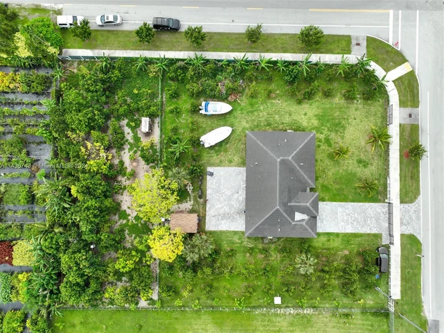 13190 SW 224th St, Miami FL 33170