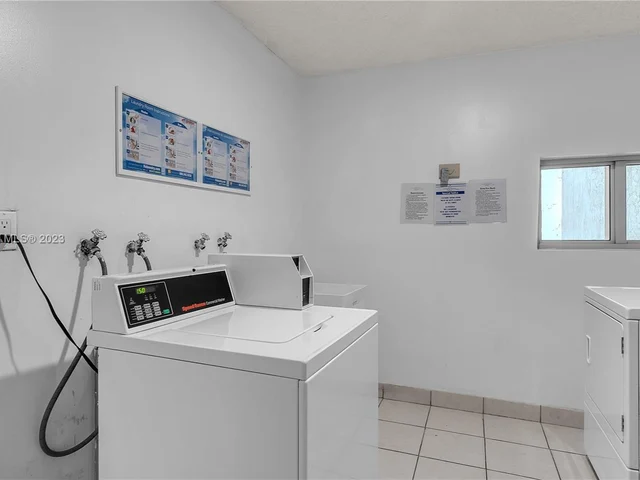 2655 Collins Ave # 905, Miami Beach FL 33140