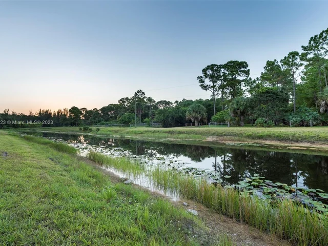 14844 Black Bear Rd, West Palm Beach FL 33418