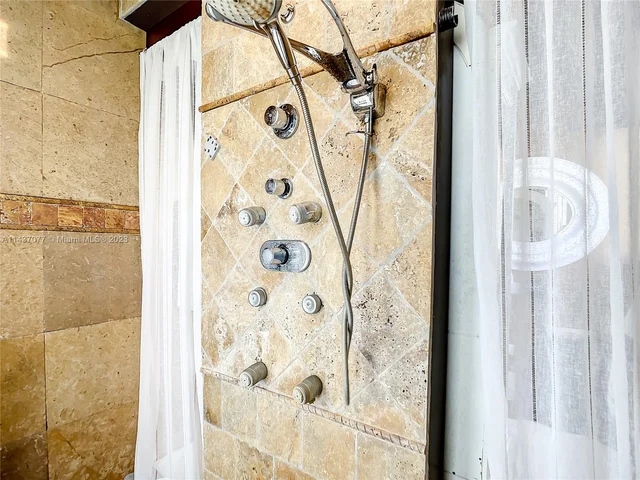 19870 SW 190th St, Miami FL 33187