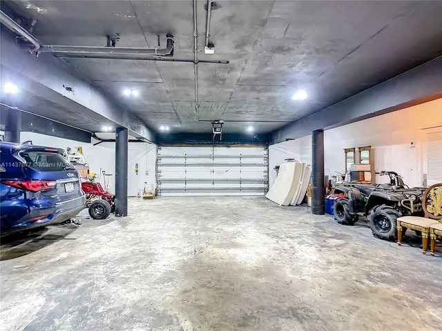 19870 SW 190th St, Miami FL 33187