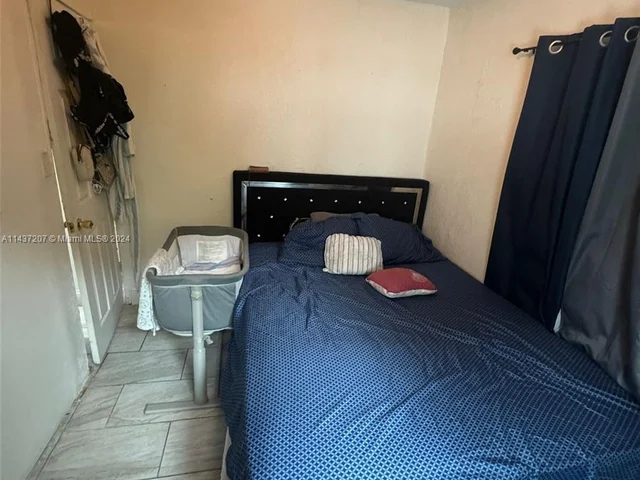 2356 NW 55th Ter, Miami FL 33142