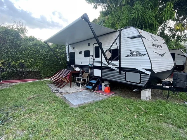 2356 NW 55th Ter, Miami FL 33142