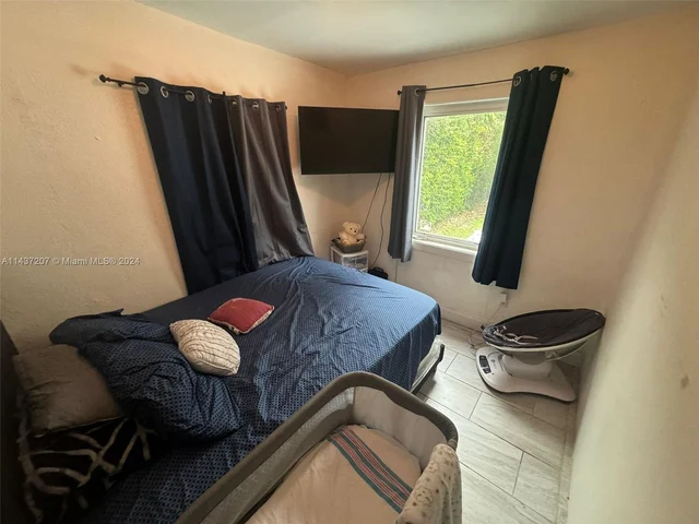 2356 NW 55th Ter, Miami FL 33142