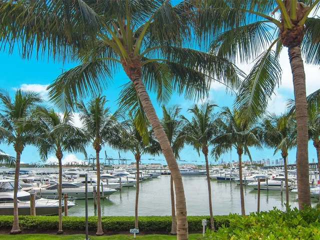 450 Alton Rd # 3008, Miami Beach FL 33139