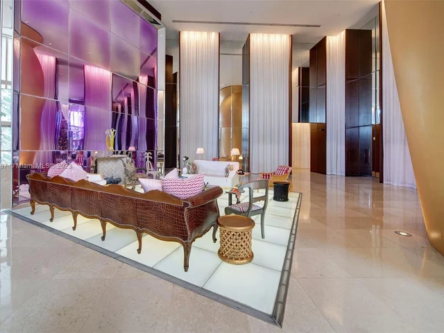 450 Alton Rd # 3008, Miami Beach FL 33139