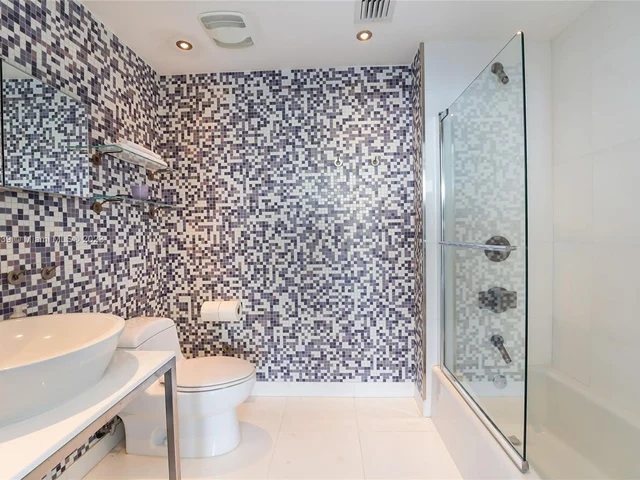 450 Alton Rd # 3401, Miami Beach FL 33139