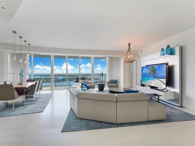 450 Alton Rd # 3401, Miami Beach FL 33139