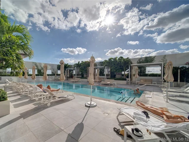 450 Alton Rd # 3401, Miami Beach FL 33139