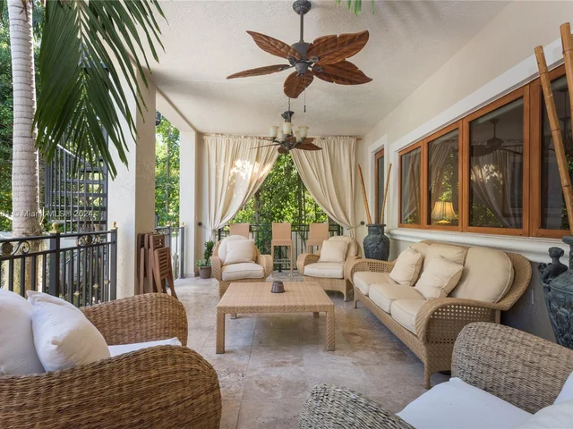 5655 Pine Tree Dr, Miami Beach FL 33140