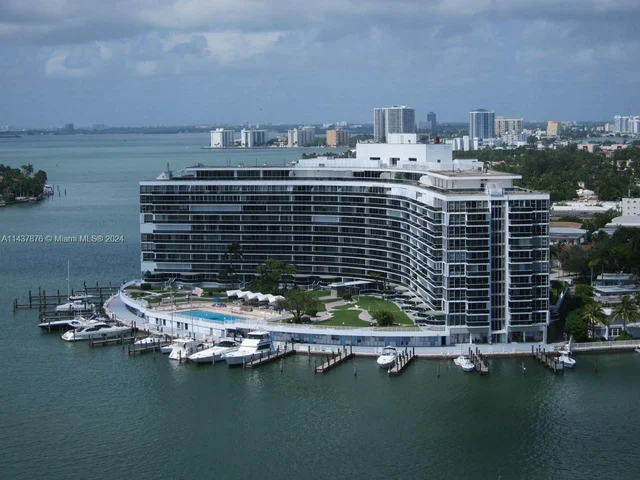 900 Bay Dr # 810, Miami Beach FL 33141