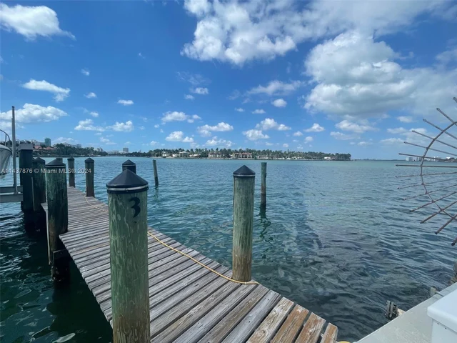 900 Bay Dr # 810, Miami Beach FL 33141