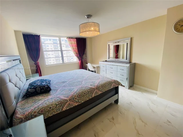 251 174th St # 1809, Sunny Isles Beach FL 33160