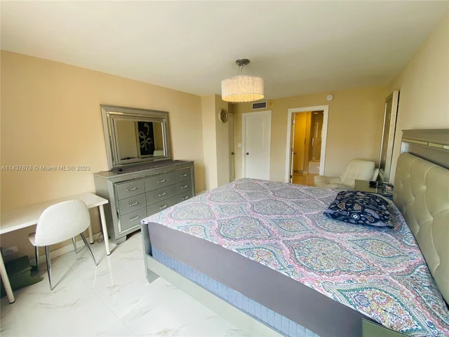 251 174th St # 1809, Sunny Isles Beach FL 33160