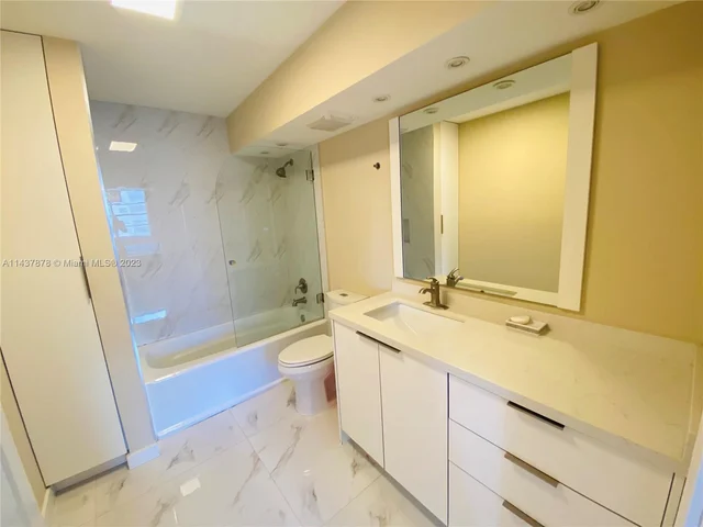 251 174th St # 1809, Sunny Isles Beach FL 33160