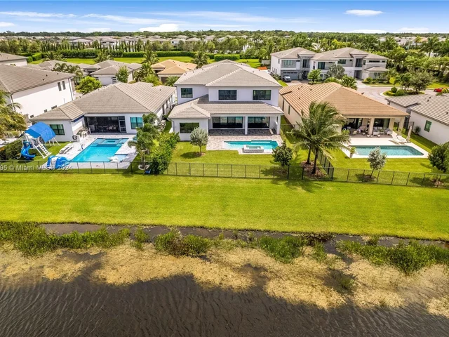 8853 New River Falls Rd, Boca Raton FL 33496